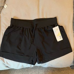 NWT Zelle running shorts